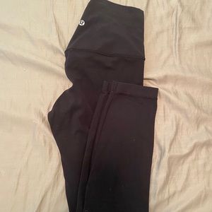 Black lululemon align 25” size 4